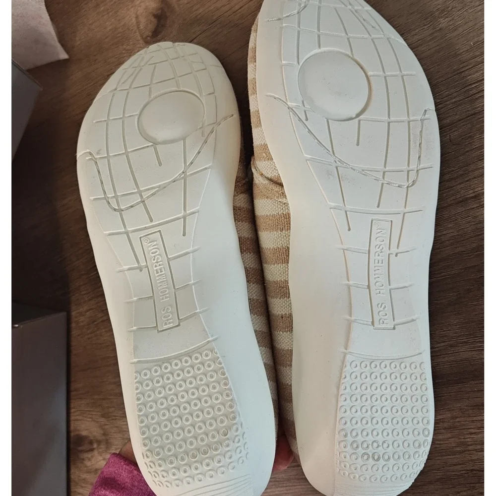 Ros Hommerson Calypso‎ Womens 8M Striped Canvas Shoe Casual Slip On Tan White